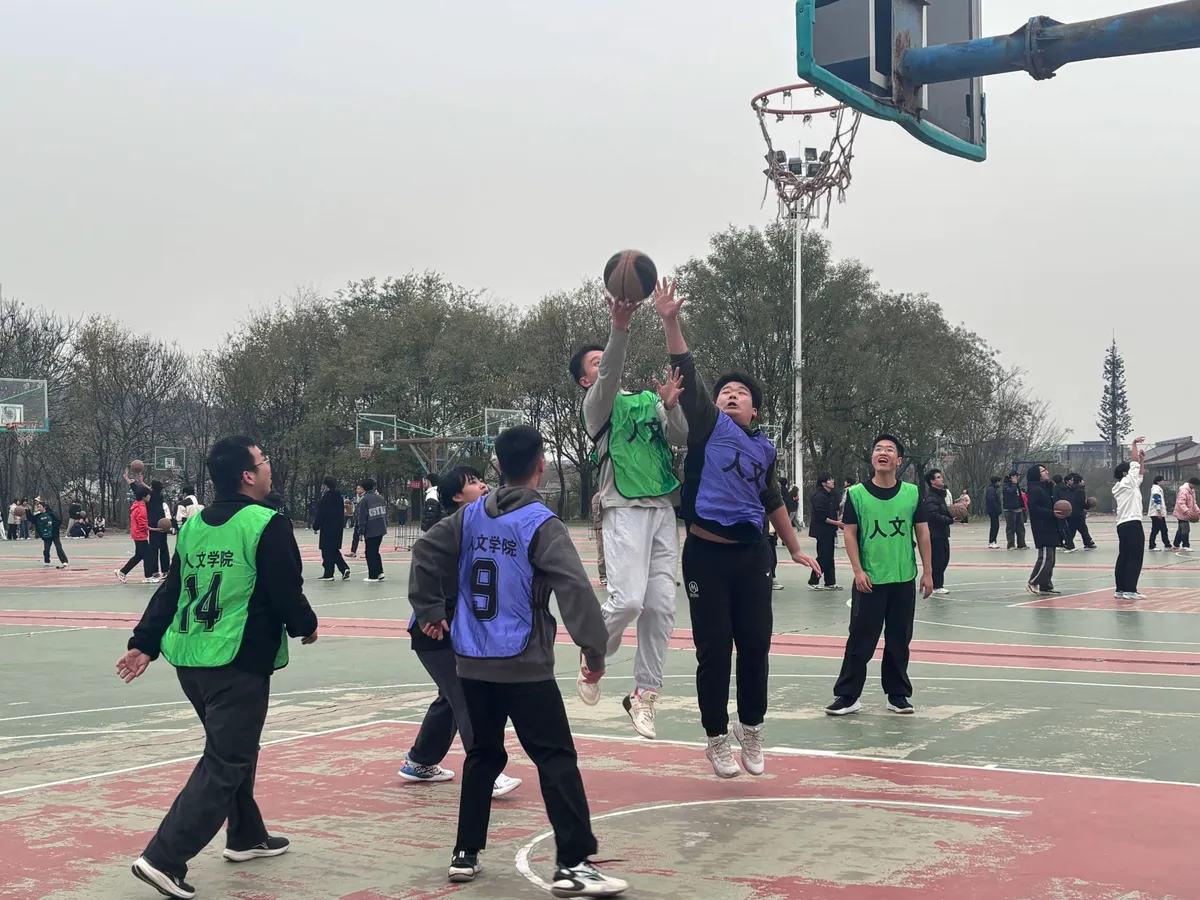 专业篮球教练如何指导球员提高专注力_1